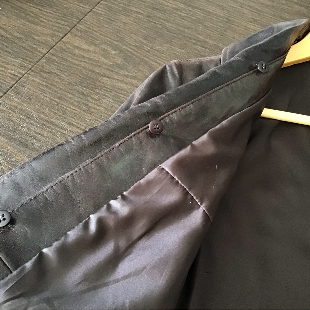 LAUNDRY by Shelli Segal NWOT Vintage Leather Jacket w/detachable fur collar. - Picture 10 of 15